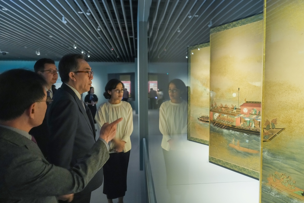 Connecting Past and Future of Korea and Japan